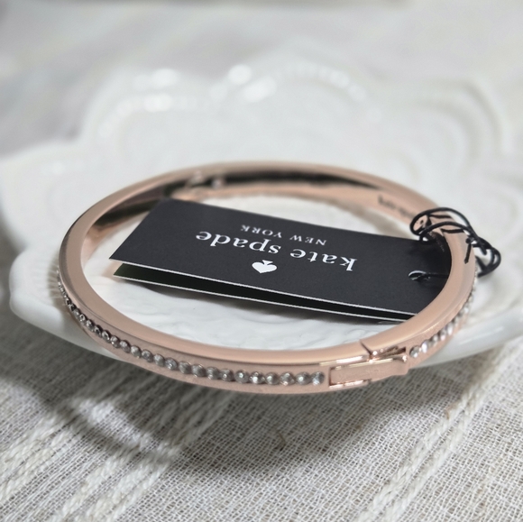 Kate Spade Ring It Up Crystal Pave Hinged Bangle Bracelet Rose Gold NWT $79 - Picture 4 of 4